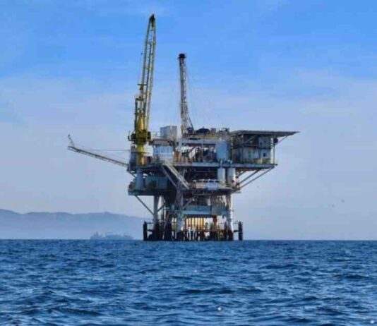 17 nəfər yaralanır: Angola Chevron tərəfindən işlədilən neft platformasında yangın baş verir 17-nfr-yaralanr-angola-chevron-trfindn-ildiln-neft-platformasnda-yangn-ba-verir