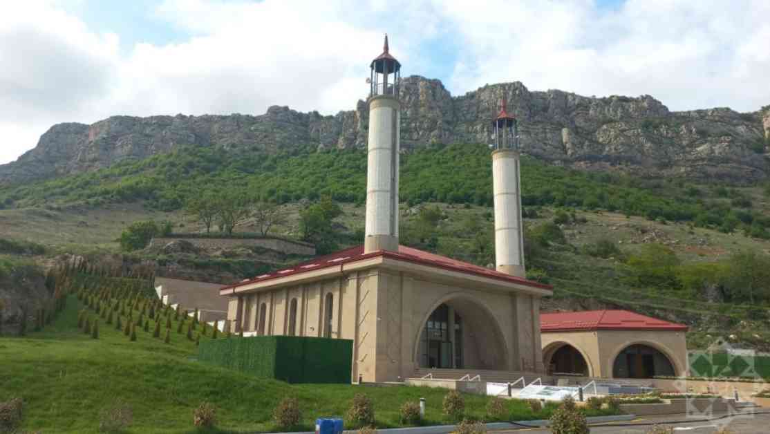 Daşaltı kənd məscidi: Qarabağ memarlıq məktəbinin ənənələrinə uyğun inşa daalt-knd-mscidi-qaraba-memarlq-mktbinin-nnlrin-uyun-ina