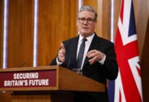 UK-nın Starmer daha sərt immiqrasiya qaydalarını açıqlayır, qanuni miqrasiyanı azaltmağı hədəfləyir. uk-nn-starmer-daha-srt-immiqrasiya-qaydalarn-aqlayr-qanuni-miqrasiyan-azaltma-hdflyir